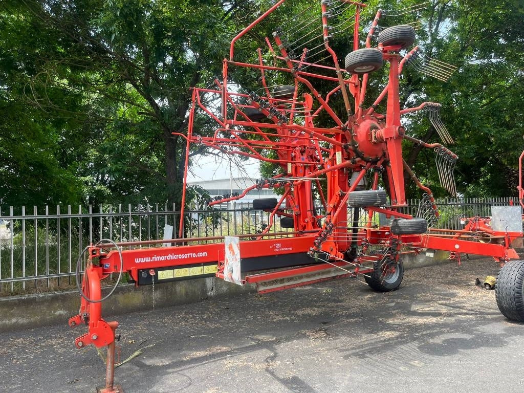 Kuhn GA 8121 - Obračalnik/ Zgrabljalnik: slika 3 Kuhn GA 8121 - Obračalnik/ Zgrabljalnik: slika 3