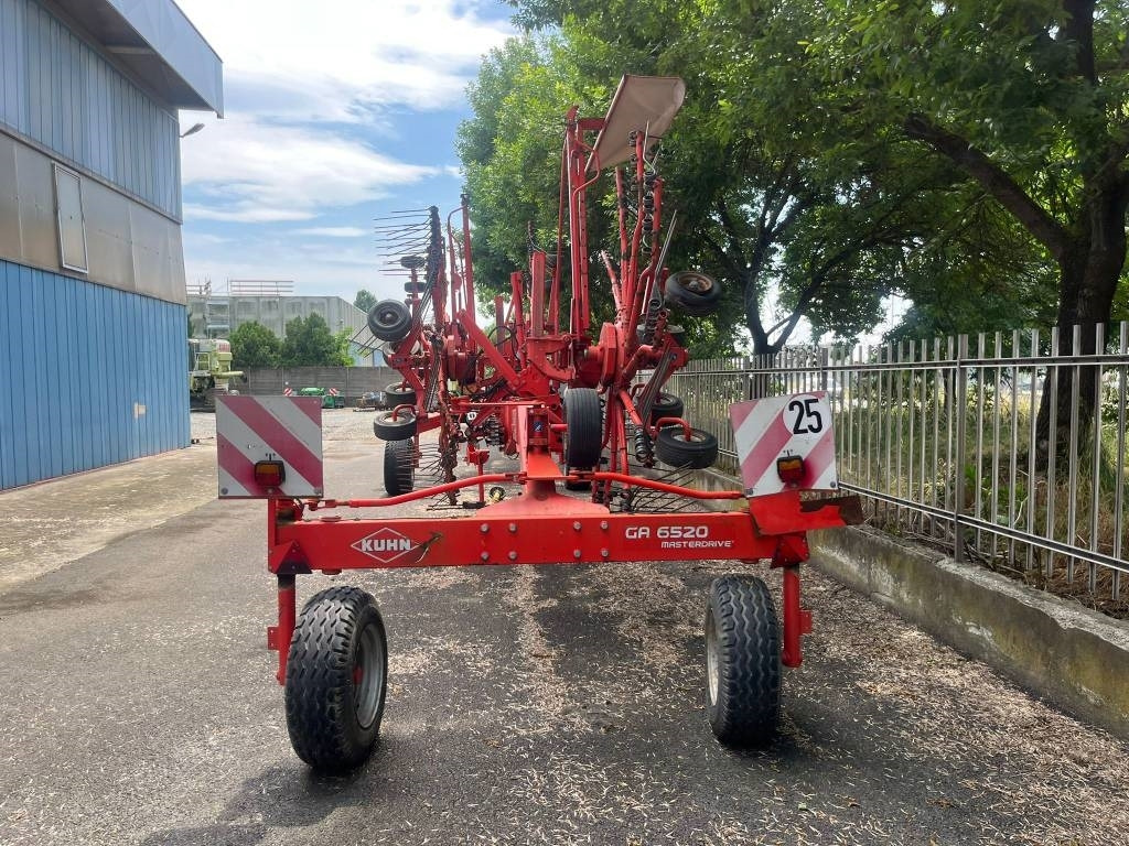 Kuhn GA 8121 - Obračalnik/ Zgrabljalnik: slika 2 Kuhn GA 8121 - Obračalnik/ Zgrabljalnik: slika 2