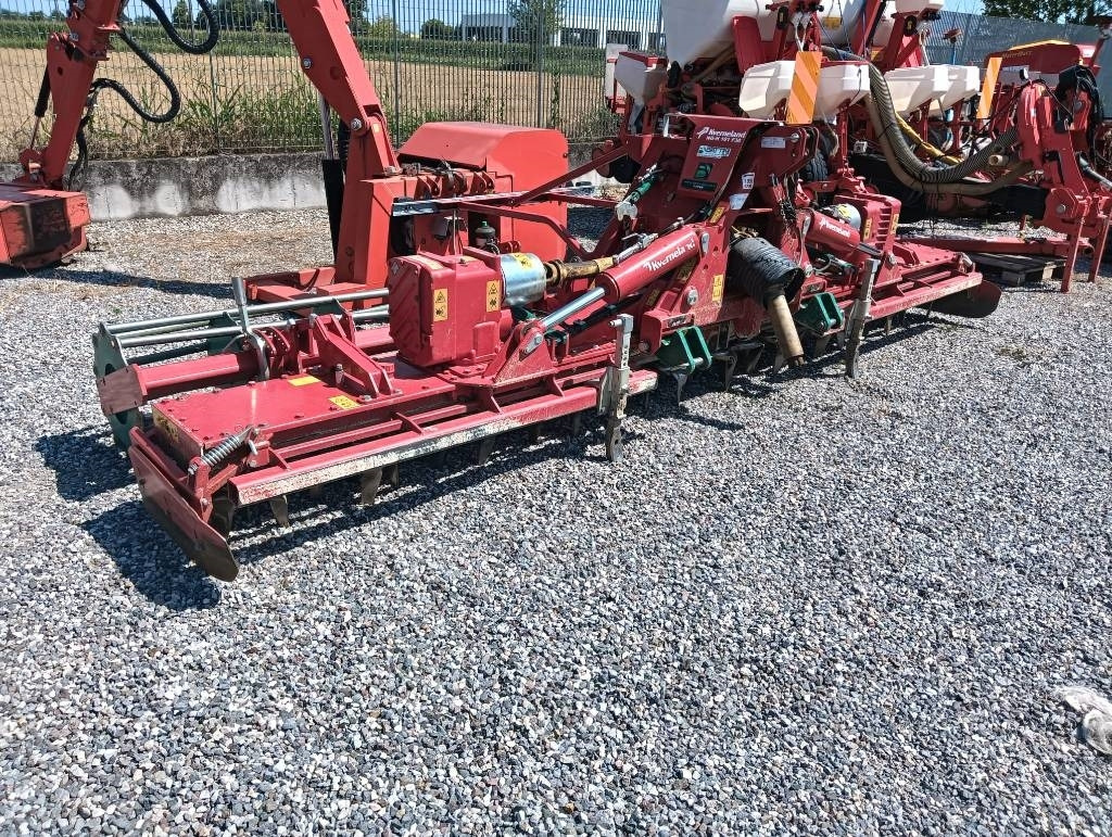 Kverneland NG-H101F30 - Brana: slika 1 Kverneland NG-H101F30 - Brana: slika 1