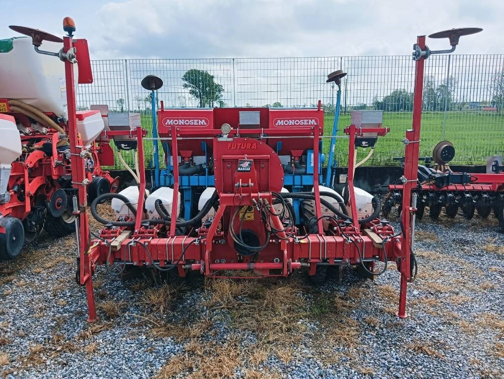 Mascar 6 FILE - Natančna sejalnica: slika 2 Mascar 6 FILE - Natančna sejalnica: slika 2