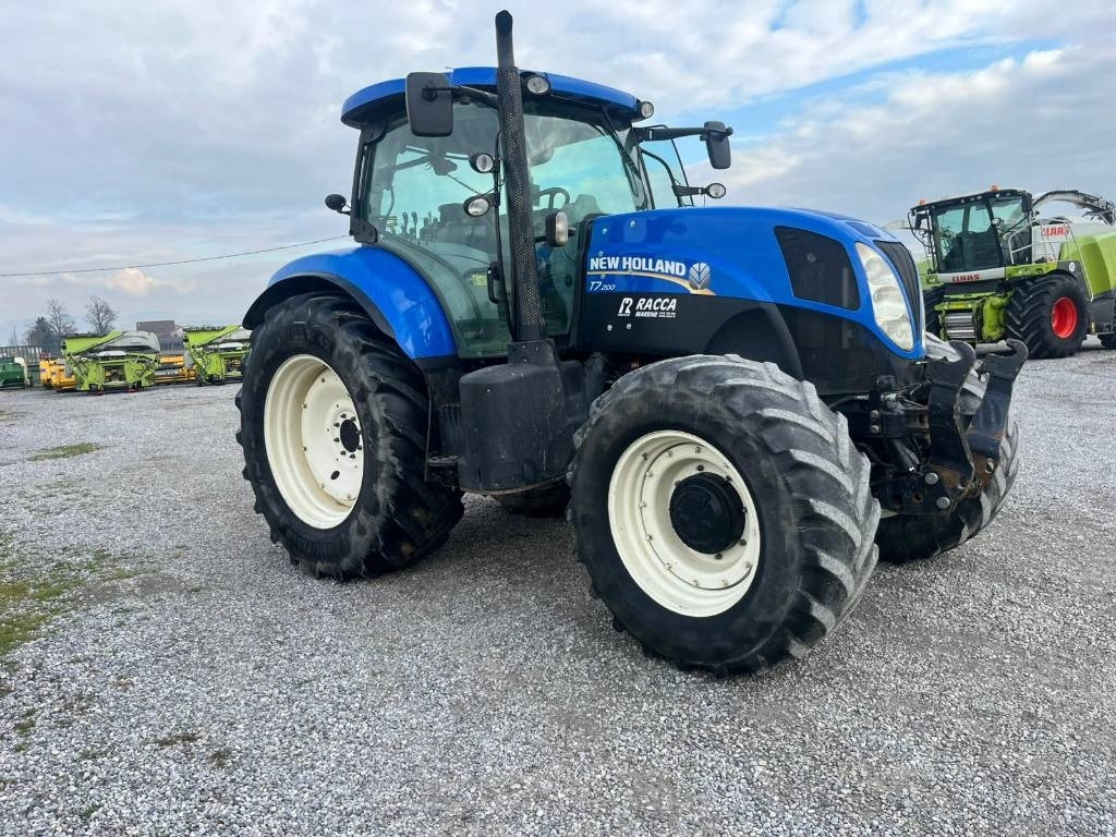 New Holland T 7.200 - Traktor: slika 1 New Holland T 7.200 - Traktor: slika 1