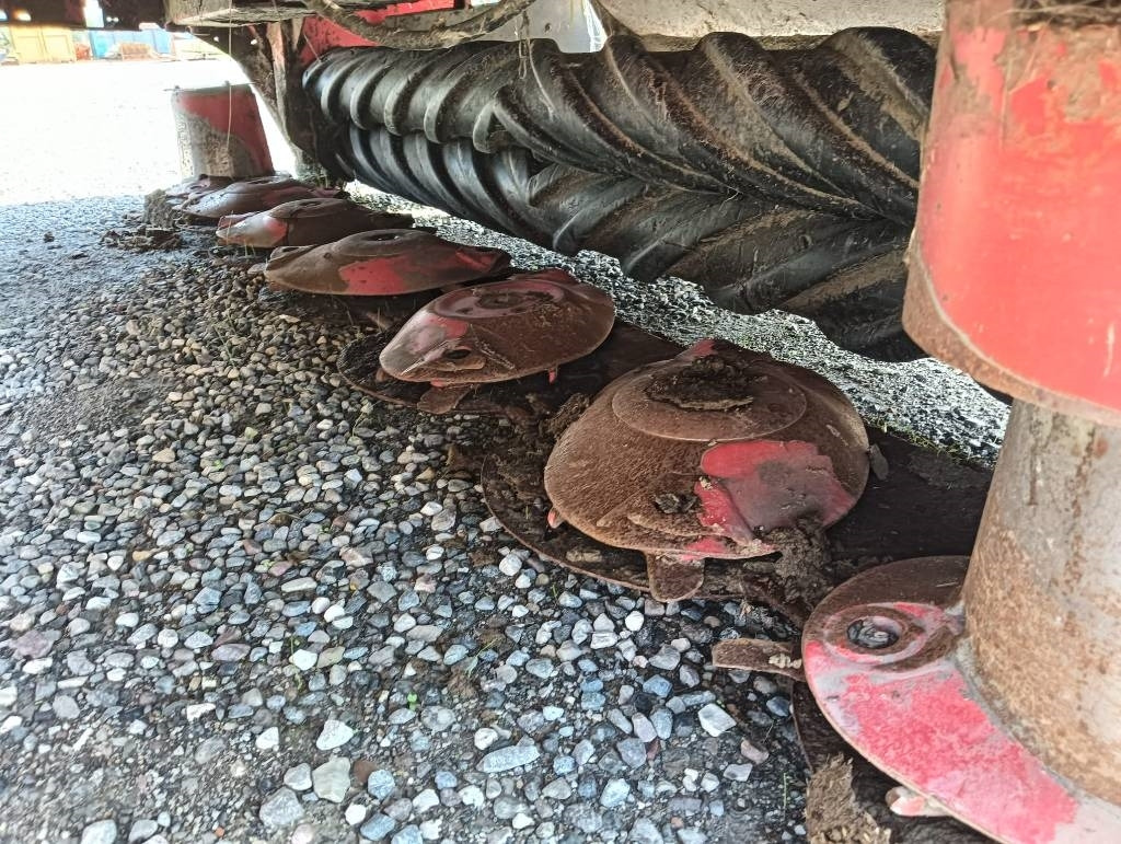 Pöttinger NOVACT X8 - Kosilnica: slika 3 Pöttinger NOVACT X8 - Kosilnica: slika 3