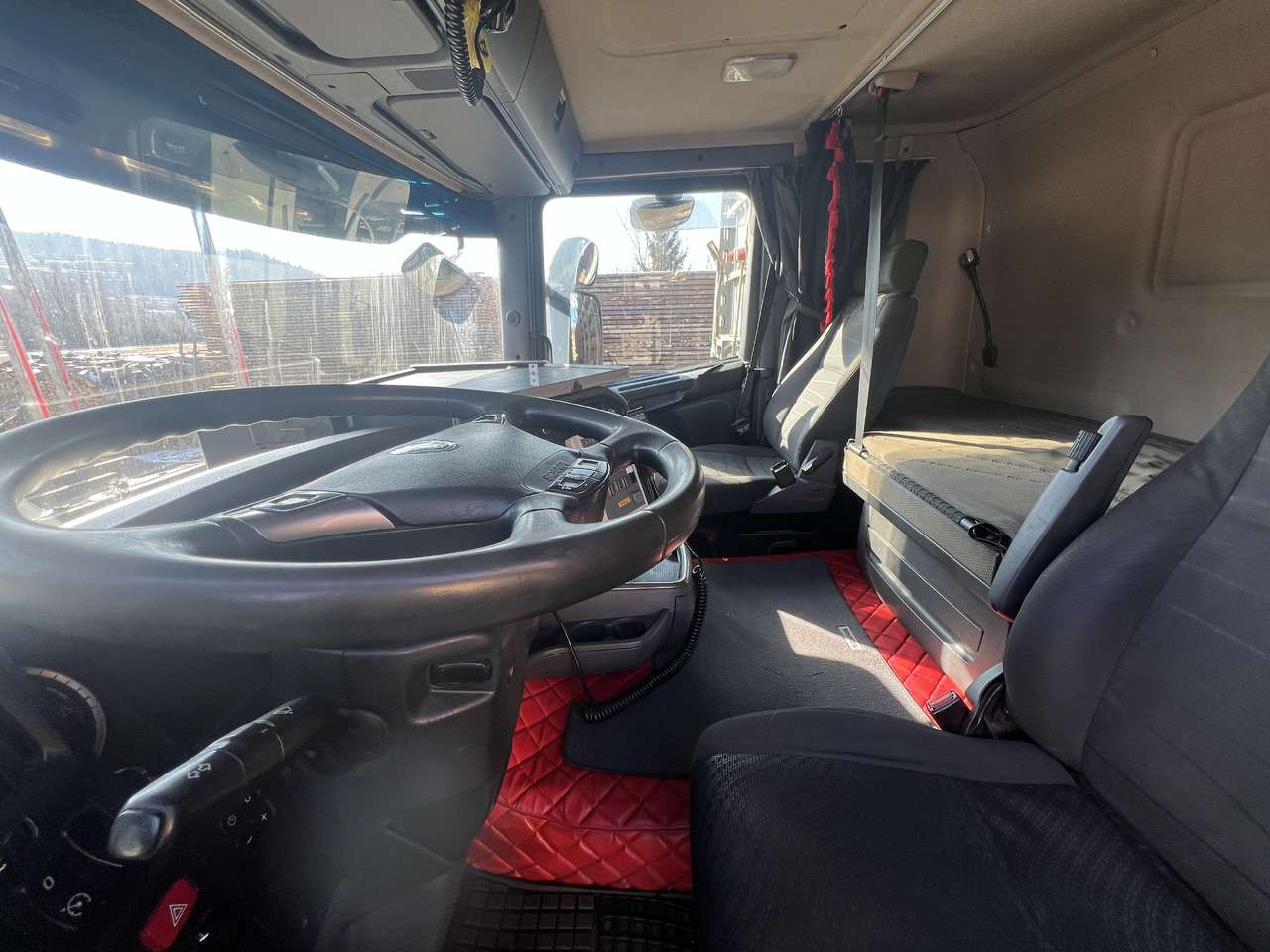 SCANIA R620 - Tovornjak za prevoz lesa, Tovornjak z dvigalom: slika 5 SCANIA R620 - Tovornjak za prevoz lesa, Tovornjak z dvigalom: slika 5