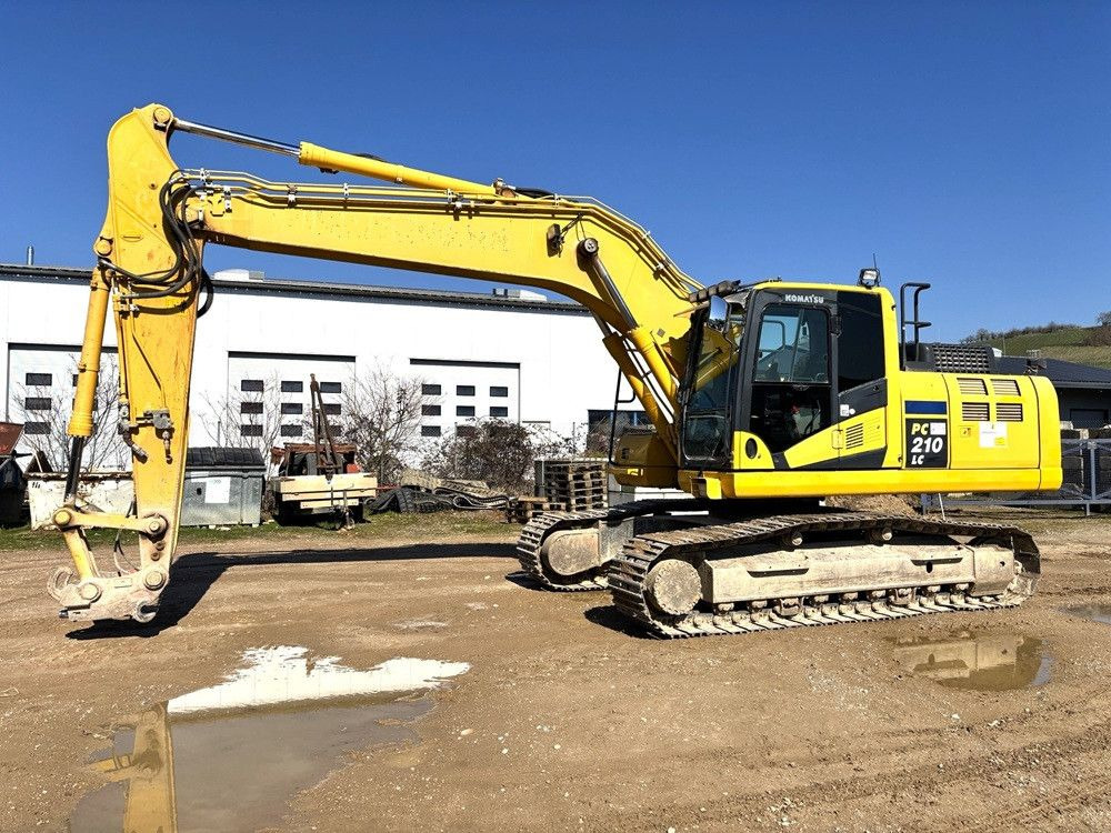Komatsu PC210LC-11 - Bager goseničar: slika 1 Komatsu PC210LC-11 - Bager goseničar: slika 1
