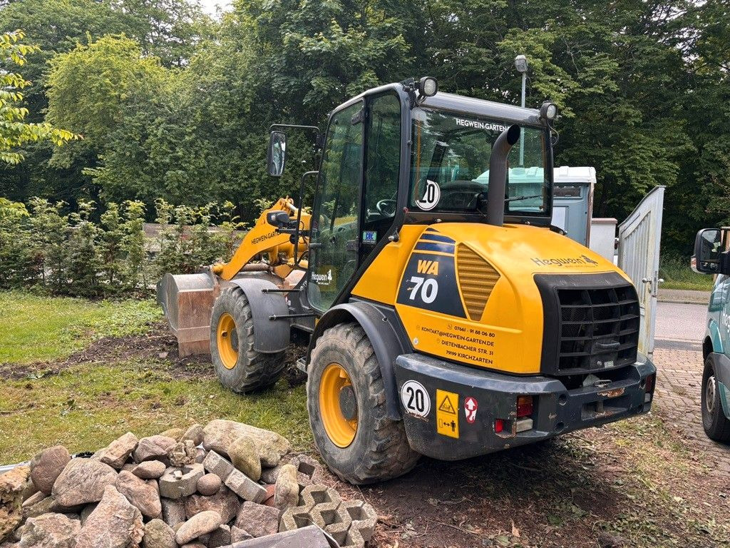 Komatsu WA70-7 - Kolesni nakladalec: slika 2 Komatsu WA70-7 - Kolesni nakladalec: slika 2