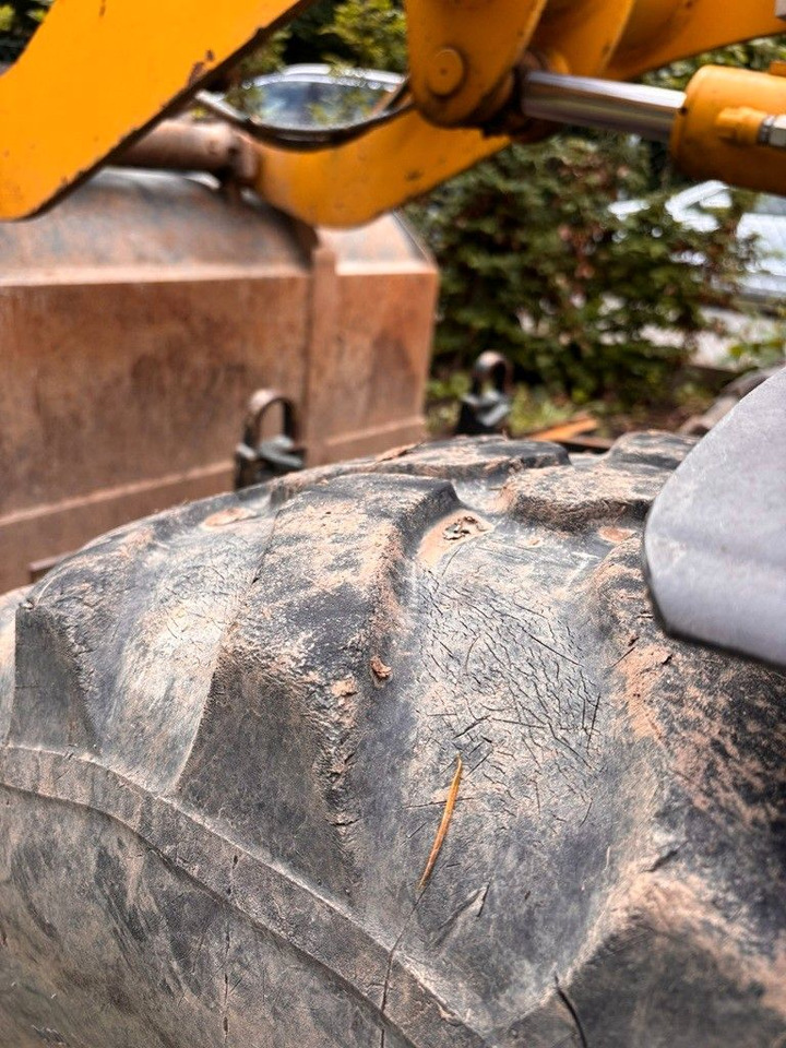 Komatsu WA70-7 - Kolesni nakladalec: slika 3 Komatsu WA70-7 - Kolesni nakladalec: slika 3