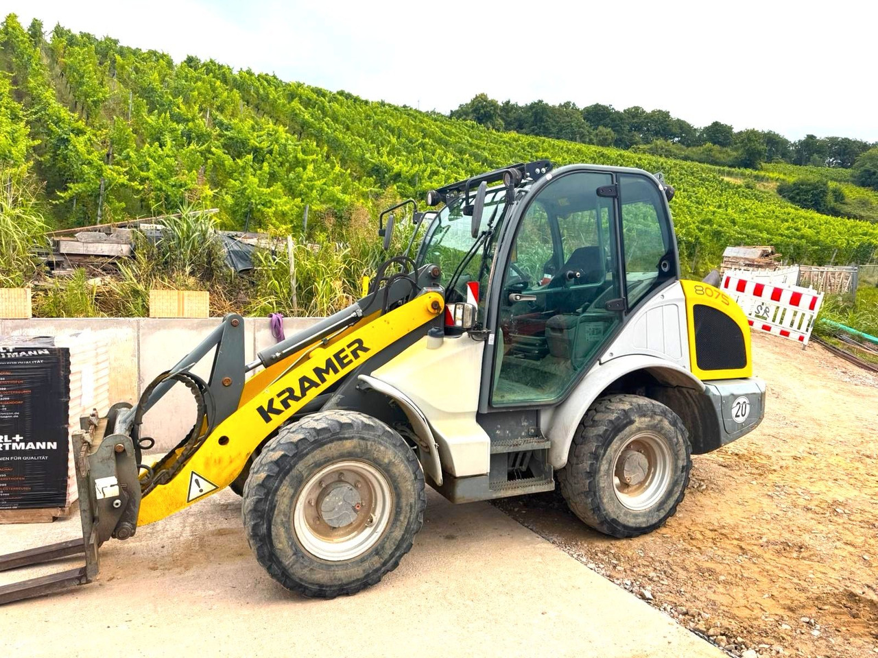 Kramer 8075 / 5075 - Kolesni nakladalec: slika 2 Kramer 8075 / 5075 - Kolesni nakladalec: slika 2