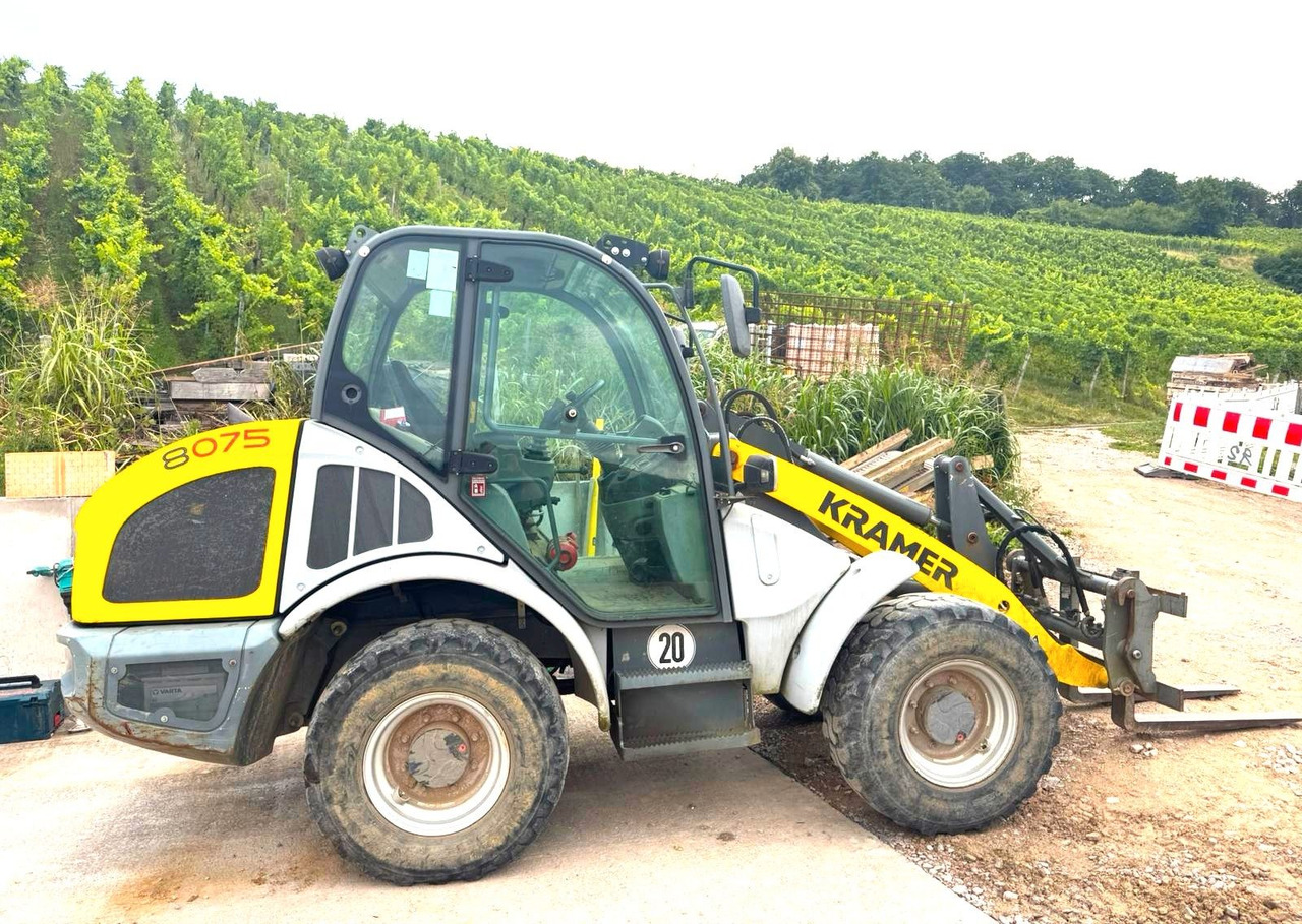 Kramer 8075 / 5075 - Kolesni nakladalec: slika 1 Kramer 8075 / 5075 - Kolesni nakladalec: slika 1