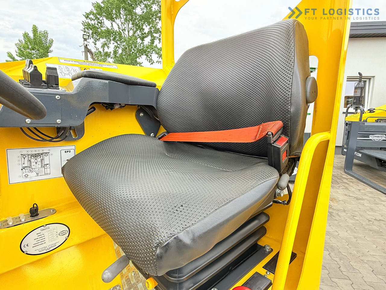 Nov 4-potni viličar s pomičnim teleskopom COMBILIFT MR / ELECTRIC / TRIPLEX – 6000MM / FULL FREE LIFT / WIDE POSITIONER / FORK SIDESHIFT / ONLY 1400 HOURS / LIKE NEW: slika 40