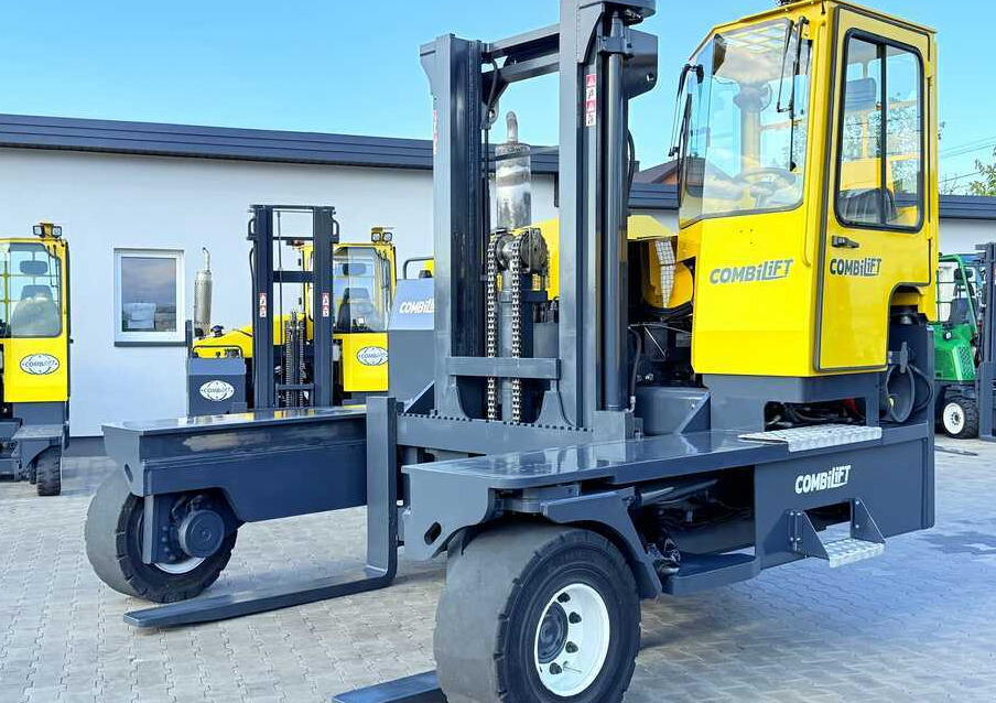Combilift C14000 / DUPLEX - 3600 / GAS / FREE-LIFT - 4-potni viličar s pomičnim teleskopom: slika 1 Combilift C14000 / DUPLEX - 3600 / GAS / FREE-LIFT - 4-potni viličar s pomičnim teleskopom: slika 1