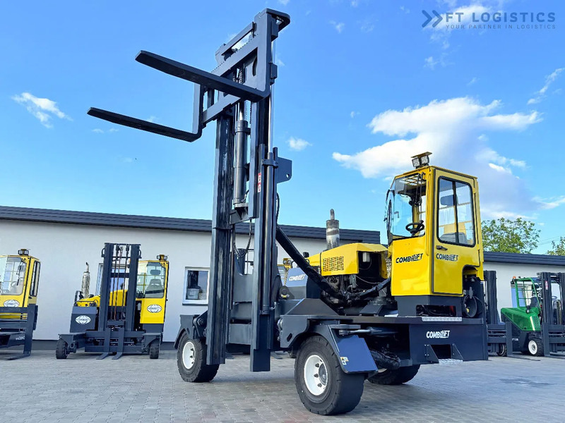 Combilift C14000 / LPG GAS / DUPLEX 3600MM / FREE LIFT / FORK POSITIONER / 1500MM FORKS / LIKE NEW C14000 / LPG GAS / DUPLEX 3600MM / FREE - 4-potni viličar s pomičnim teleskopom: slika 1 Combilift C14000 / LPG GAS / DUPLEX 3600MM / FREE LIFT / FORK POSITIONER / 1500MM FORKS / LIKE NEW C14000 / LPG GAS / DUPLEX 3600MM / FREE - 4-potni viličar s pomičnim teleskopom: slika 1