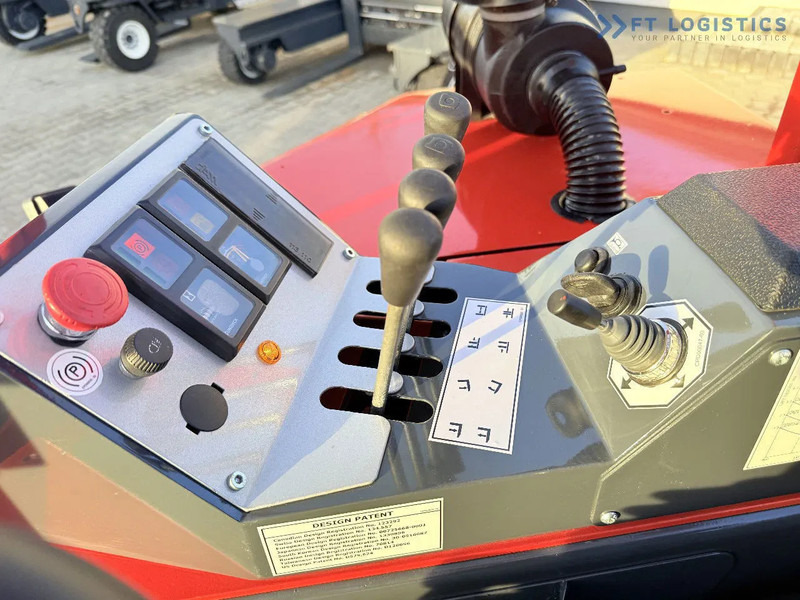 4-potni viličar s pomičnim teleskopom Combilift C3000CB / GAS / TRIPLEX 4900MM / FREE LIFT / SIDE SHIFT / FORK POSITIONER / EXCELLENT CONDITION / Wide range of four-way and sid: slika 20 4-potni viličar s pomičnim teleskopom Combilift C3000CB / GAS / TRIPLEX 4900MM / FREE LIFT / SIDE SHIFT / FORK POSITIONER / EXCELLENT CONDITION / Wide range of four-way and sid: slika 20