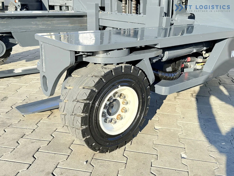 Combilift C4000 / DIESEL / DUPLEX 4100MM / FREE LIFT / SIDE SHIFT / FULL CABIN / EXCELLENT CONDITION / Wide range of four-way and side loa - 4-potni viličar s pomičnim teleskopom: slika 2 Combilift C4000 / DIESEL / DUPLEX 4100MM / FREE LIFT / SIDE SHIFT / FULL CABIN / EXCELLENT CONDITION / Wide range of four-way and side loa - 4-potni viličar s pomičnim teleskopom: slika 2