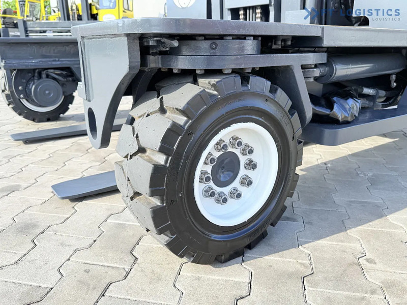 Combilift C4000 / GAS / DUPLEX – 4100MM / SIDESHIFT / FREE LIFT / FULL HEATED CABIN / ONLY 4223 HOURS / CONDITION – LIKE NEW! C4000 / GAS - 4-potni viličar s pomičnim teleskopom: slika 5 Combilift C4000 / GAS / DUPLEX – 4100MM / SIDESHIFT / FREE LIFT / FULL HEATED CABIN / ONLY 4223 HOURS / CONDITION – LIKE NEW! C4000 / GAS - 4-potni viličar s pomičnim teleskopom: slika 5