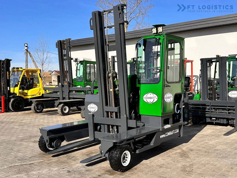 Combilift C4000 / LPG / DUPLEX / 4500MM / FREE LIFT / LIKE NEW C4000 / LPG / DUPLEX / 4500MM / FREE LIFT / LIKE NEW - 4-potni viličar s pomičnim teleskopom: slika 2 Combilift C4000 / LPG / DUPLEX / 4500MM / FREE LIFT / LIKE NEW C4000 / LPG / DUPLEX / 4500MM / FREE LIFT / LIKE NEW - 4-potni viličar s pomičnim teleskopom: slika 2