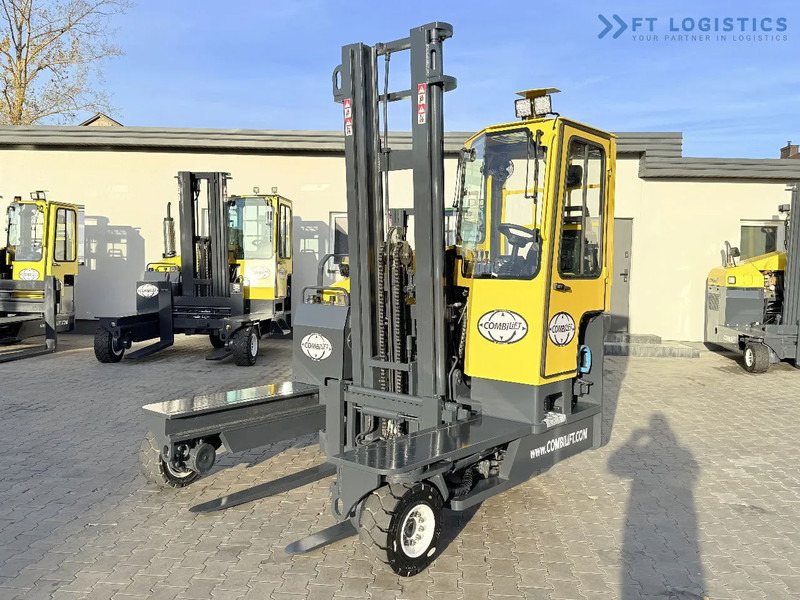 Combilift C4000 – LPG – DUPLEX 4600mm – FREE LIFT – SIDE SHIFT – EXCELLENT CONDITION Wide selection of four-way and side-loading forklifts - 4-potni viličar s pomičnim teleskopom: slika 1 Combilift C4000 – LPG – DUPLEX 4600mm – FREE LIFT – SIDE SHIFT – EXCELLENT CONDITION Wide selection of four-way and side-loading forklifts - 4-potni viličar s pomičnim teleskopom: slika 1