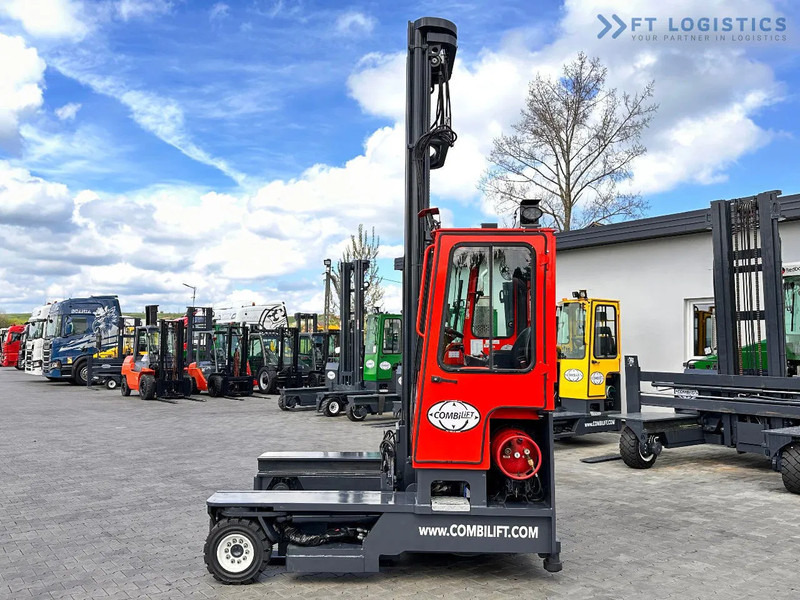 Combilift C4000 / TRIPLEX / 9300MM / FREE LIFT / POSITIONER / LPG / CABIN C4000 / TRIPLEX / 9300MM / FREE LIFT / POSITIONER / LPG / CABIN - 4-potni viličar s pomičnim teleskopom: slika 4 Combilift C4000 / TRIPLEX / 9300MM / FREE LIFT / POSITIONER / LPG / CABIN C4000 / TRIPLEX / 9300MM / FREE LIFT / POSITIONER / LPG / CABIN - 4-potni viličar s pomičnim teleskopom: slika 4