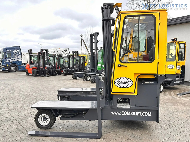 Combilift C4500 / DUPLEX / 4050MM / DIESEL / WIDE POSITIONER / FREE LIFT C4500 / DUPLEX / 4050MM / DIESEL / WIDE POSITIONER / FREE LIFT - 4-potni viličar s pomičnim teleskopom: slika 2 Combilift C4500 / DUPLEX / 4050MM / DIESEL / WIDE POSITIONER / FREE LIFT C4500 / DUPLEX / 4050MM / DIESEL / WIDE POSITIONER / FREE LIFT - 4-potni viličar s pomičnim teleskopom: slika 2