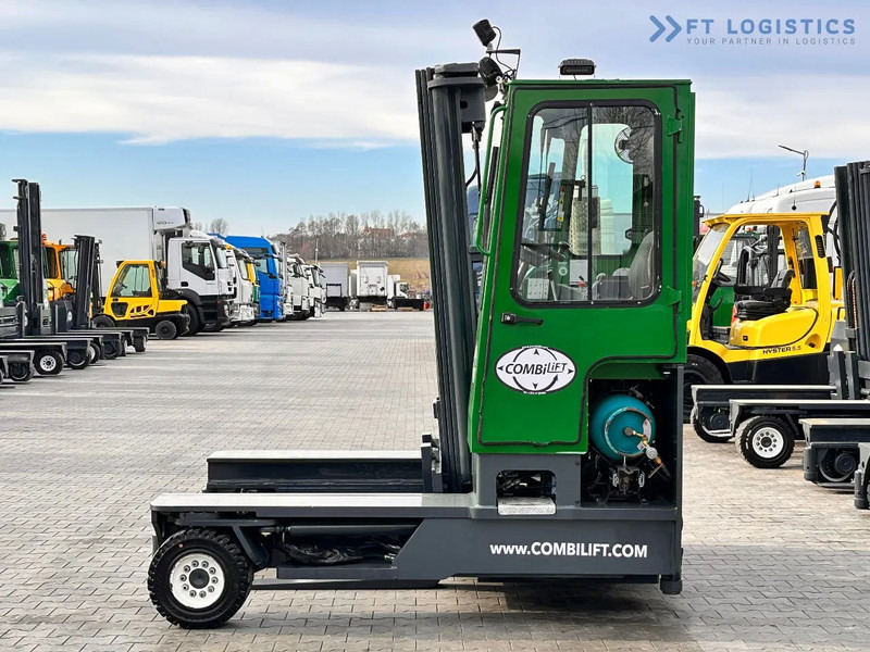 Combilift C4500 / LPG / TRIPLEX / 5500MM / FREE LIFT / HYDRAULIC FORK SHIFT / Like New C4500 / LPG / TRIPLEX / 5500MM / FREE LIFT / HYDRAU - 4-potni viličar s pomičnim teleskopom: slika 3 Combilift C4500 / LPG / TRIPLEX / 5500MM / FREE LIFT / HYDRAULIC FORK SHIFT / Like New C4500 / LPG / TRIPLEX / 5500MM / FREE LIFT / HYDRAU - 4-potni viličar s pomičnim teleskopom: slika 3