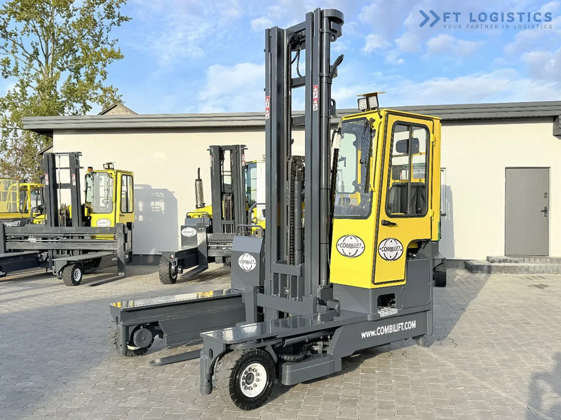 Combilift C5000 / DIESEL / TRIPLEX 7600MM / FULL FREE LIFT / FORK POSITIONER / HEATING / FULL HEATED CABIN / EXCELLENT CONDITION / Wide ra - 4-potni viličar s pomičnim teleskopom: slika 3 Combilift C5000 / DIESEL / TRIPLEX 7600MM / FULL FREE LIFT / FORK POSITIONER / HEATING / FULL HEATED CABIN / EXCELLENT CONDITION / Wide ra - 4-potni viličar s pomičnim teleskopom: slika 3
