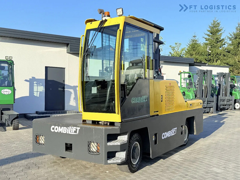 Combilift C5000FSL / DIESEL / DUPLEX - 4000MM / FREE-LIFT / CABIN / A wide range of four-way and side loaders, tailored to diverse needs a - Bočni nakladalnik: slika 3 Combilift C5000FSL / DIESEL / DUPLEX - 4000MM / FREE-LIFT / CABIN / A wide range of four-way and side loaders, tailored to diverse needs a - Bočni nakladalnik: slika 3