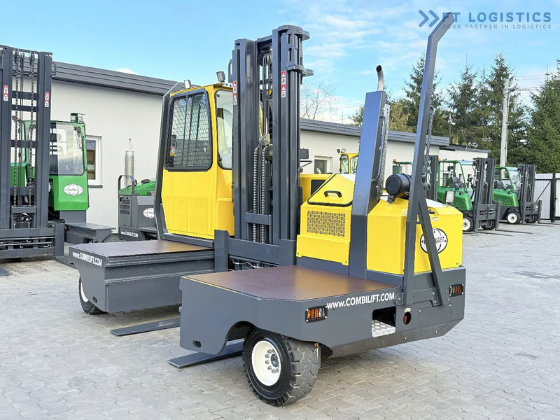 Combilift C5000SR / DIESEL / TRIPLEX MAST – 6100 MM / FORK POSITIONER / FULL CABIN C5000SR / DIESEL / TRIPLEX MAST – 6100 MM / FORK POSITI - Bočni nakladalnik: slika 3 Combilift C5000SR / DIESEL / TRIPLEX MAST – 6100 MM / FORK POSITIONER / FULL CABIN C5000SR / DIESEL / TRIPLEX MAST – 6100 MM / FORK POSITI - Bočni nakladalnik: slika 3
