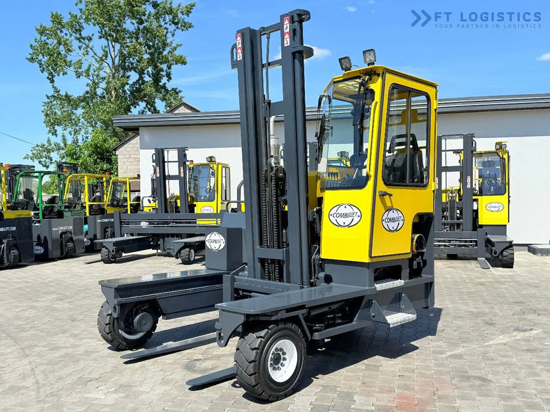 Combilift C5000XL / GAS / DUPLEX / 4500MM / FREE LIFT / SIDESHIFT / FORK POSITIONER / XL CABIN / NEW TYRES C5000XL / GAS / DUPLEX / 4500MM - 4-potni viličar s pomičnim teleskopom: slika 1 Combilift C5000XL / GAS / DUPLEX / 4500MM / FREE LIFT / SIDESHIFT / FORK POSITIONER / XL CABIN / NEW TYRES C5000XL / GAS / DUPLEX / 4500MM - 4-potni viličar s pomičnim teleskopom: slika 1