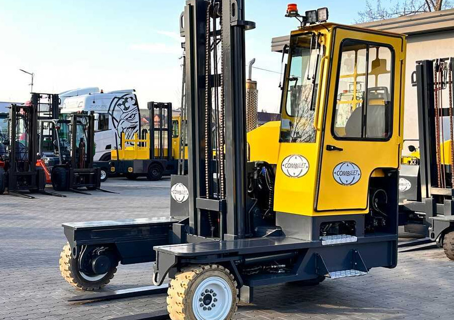 Combilift C5000XL / LPG / 2018 / DUPLEC5000XL / LPG / 2018 / DUPLEX / 4000MM / LIKE NEWX / 4000MM / LIKE NEW - 4-potni viličar s pomičnim teleskopom: slika 1 Combilift C5000XL / LPG / 2018 / DUPLEC5000XL / LPG / 2018 / DUPLEX / 4000MM / LIKE NEWX / 4000MM / LIKE NEW - 4-potni viličar s pomičnim teleskopom: slika 1