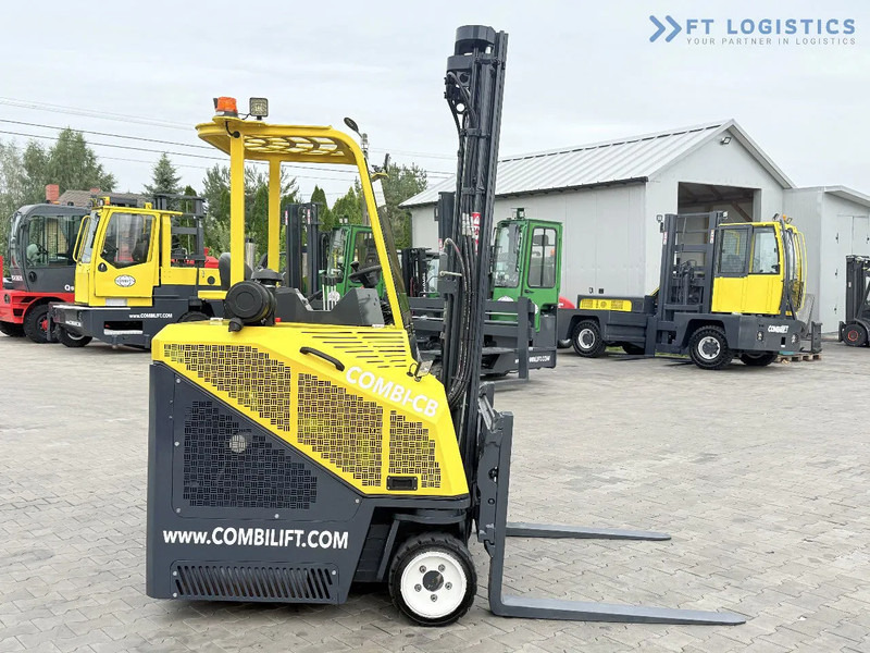 Combilift CB2500 / DUPLEX / 4100MM / DIESEL / FREE LIFT / FORK POSITIONER / SIDE SHIFT / LIKE NEW / Wide range of four-way and side loader - 4-potni viličar s pomičnim teleskopom: slika 5 Combilift CB2500 / DUPLEX / 4100MM / DIESEL / FREE LIFT / FORK POSITIONER / SIDE SHIFT / LIKE NEW / Wide range of four-way and side loader - 4-potni viličar s pomičnim teleskopom: slika 5