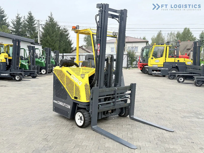 Combilift CB2500 / DUPLEX / 4100MM / DIESEL / FREE LIFT / FORK POSITIONER / SIDE SHIFT / LIKE NEW / Wide range of four-way and side loader - 4-potni viličar s pomičnim teleskopom: slika 4 Combilift CB2500 / DUPLEX / 4100MM / DIESEL / FREE LIFT / FORK POSITIONER / SIDE SHIFT / LIKE NEW / Wide range of four-way and side loader - 4-potni viličar s pomičnim teleskopom: slika 4