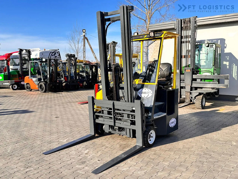 Combilift CB3000 / LPG / DUPLEX / 4000MM / FREE LIFT / NEW TIRES / LIKE NEW CB3000 / LPG / DUPLEX / 4000MM / FREE LIFT / NEW TIRES / LIKE - 4-potni viličar s pomičnim teleskopom: slika 2 Combilift CB3000 / LPG / DUPLEX / 4000MM / FREE LIFT / NEW TIRES / LIKE NEW CB3000 / LPG / DUPLEX / 4000MM / FREE LIFT / NEW TIRES / LIKE - 4-potni viličar s pomičnim teleskopom: slika 2