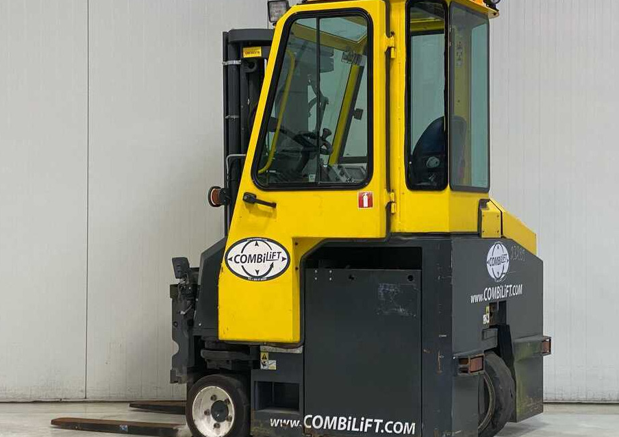 Combilift CBE2500 / TRIPLEX / 4900 / FREE LIFT - 4-potni viličar s pomičnim teleskopom: slika 2 Combilift CBE2500 / TRIPLEX / 4900 / FREE LIFT - 4-potni viličar s pomičnim teleskopom: slika 2