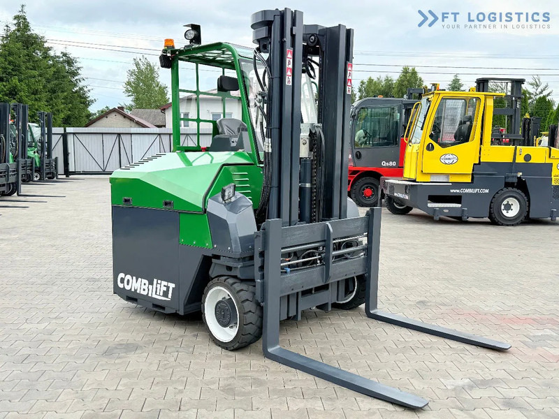 Combilift CBE4000 / TRIPLEX 5200MM / ELECTRIC / FREE LIFT / FORK POSITIONER / SIDE SHIFT / LIKE NEW CBE4000 / TRIPLEX 5200MM / ELECTRIC / - 4-potni viličar s pomičnim teleskopom: slika 2 Combilift CBE4000 / TRIPLEX 5200MM / ELECTRIC / FREE LIFT / FORK POSITIONER / SIDE SHIFT / LIKE NEW CBE4000 / TRIPLEX 5200MM / ELECTRIC / - 4-potni viličar s pomičnim teleskopom: slika 2