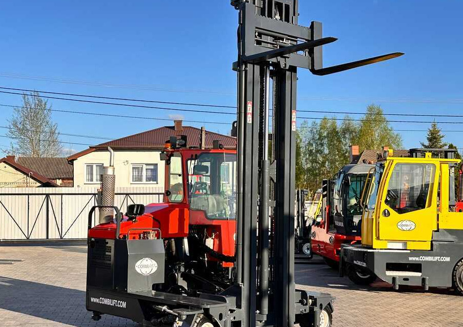 4-potni viličar s pomičnim teleskopom Combilift COMBILIFT C4000 – TRIPLEX 9300 mm – Year 2017 – GAS – FREE LIFT – FORK SIDE SHIFT – CONDITION 5/5: slika 24