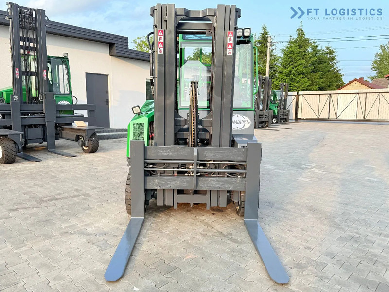 Combilift COMBILIFT C4000CB – TRIPLEX 5200mm – Year 2017 – LPG – FREE LIFT – SIDESHIFT – FORK POSITIONER – CONDITION 5/5 COMBILIFT C4000CB - 4-potni viličar s pomičnim teleskopom: slika 4 Combilift COMBILIFT C4000CB – TRIPLEX 5200mm – Year 2017 – LPG – FREE LIFT – SIDESHIFT – FORK POSITIONER – CONDITION 5/5 COMBILIFT C4000CB - 4-potni viličar s pomičnim teleskopom: slika 4