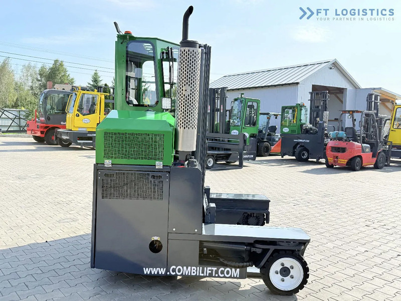 4-potni viličar s pomičnim teleskopom Combilift Combilift C2500 / GAS / TRIPLEX 4900MM / FREE LIFT / ONLY 2446 HOURS / FORK POSITIONER / FULL CABIN / PERFECT CONDITION / Wide r: slika 6 4-potni viličar s pomičnim teleskopom Combilift Combilift C2500 / GAS / TRIPLEX 4900MM / FREE LIFT / ONLY 2446 HOURS / FORK POSITIONER / FULL CABIN / PERFECT CONDITION / Wide r: slika 6