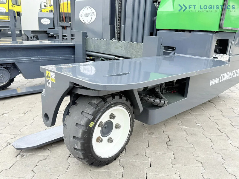 Combilift Combilift C3000 / DIESEL / TRIPLEX 4900MM / FREE LIFT / FORK POSITIONER / HEATING / FULL CABIN / PERFECT CONDITION / Wide range - 4-potni viličar s pomičnim teleskopom: slika 5 Combilift Combilift C3000 / DIESEL / TRIPLEX 4900MM / FREE LIFT / FORK POSITIONER / HEATING / FULL CABIN / PERFECT CONDITION / Wide range - 4-potni viličar s pomičnim teleskopom: slika 5