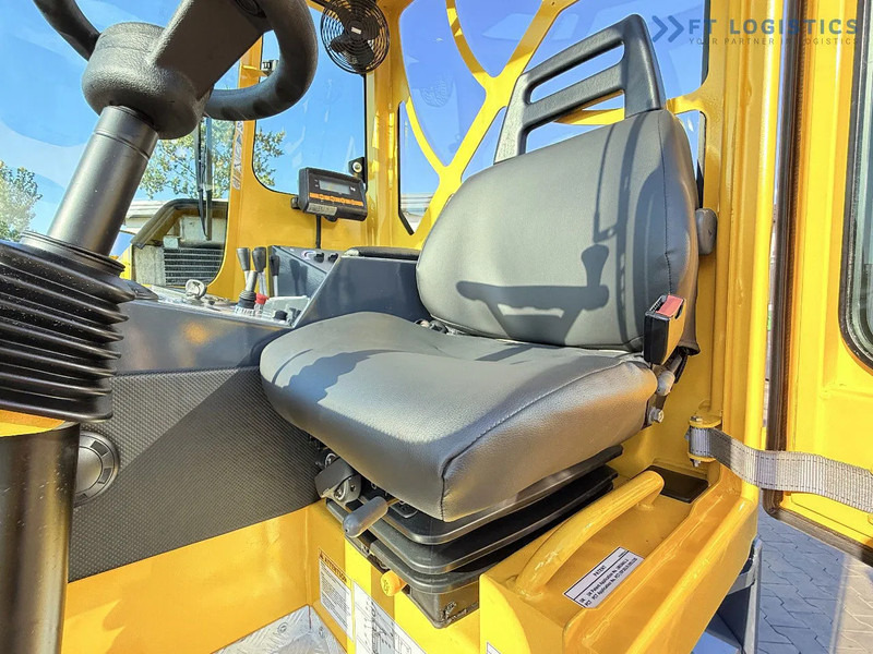 4-potni viličar s pomičnim teleskopom Combilift Combilift C5000 / DIESEL / TRIPLEX 6000MM / FREE LIFT / FORK POSITIONER / BUILT-IN SCALE / HEATING / FULL CABIN / PERFECT CONDIT: slika 16