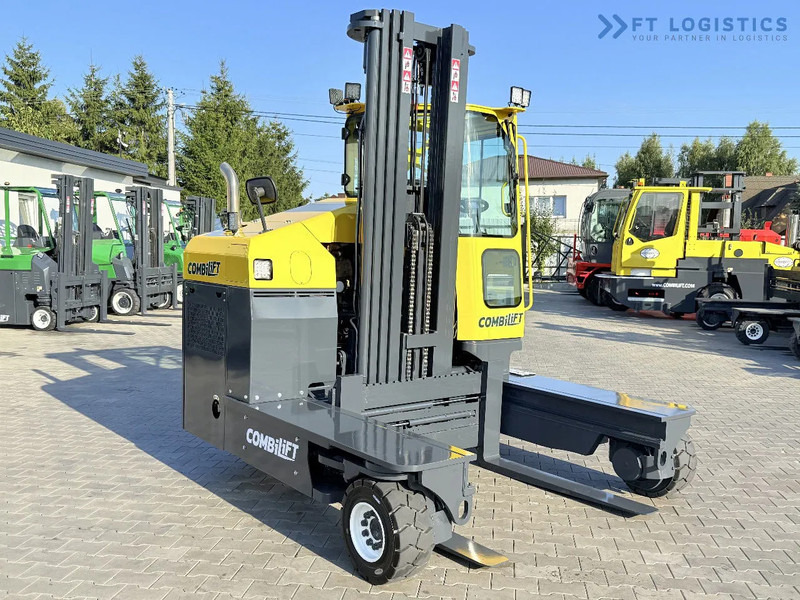 4-potni viličar s pomičnim teleskopom Combilift Combilift C5000 / DIESEL / TRIPLEX 6000MM / FREE LIFT / FORK POSITIONER / BUILT-IN SCALE / HEATING / FULL CABIN / PERFECT CONDIT: slika 8