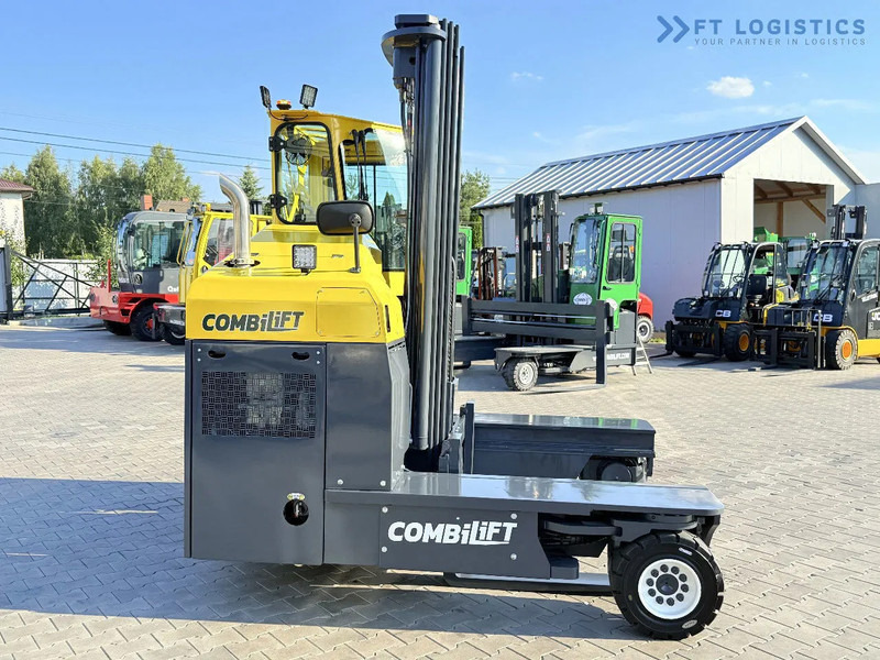 4-potni viličar s pomičnim teleskopom Combilift Combilift C5000 / DIESEL / TRIPLEX 6000MM / FREE LIFT / FORK POSITIONER / BUILT-IN SCALE / HEATING / FULL CABIN / PERFECT CONDIT: slika 9