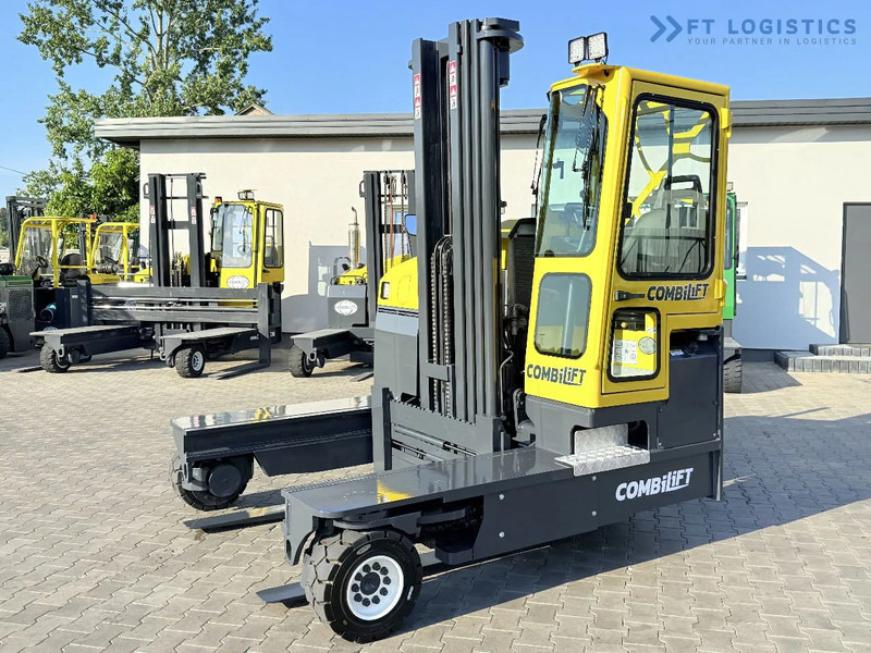 Combilift Combilift C5000 / DIESEL / TRIPLEX 6000MM / FREE LIFT / FORK POSITIONER / BUILT-IN SCALE / HEATING / FULL CABIN / PERFECT CONDIT - 4-potni viličar s pomičnim teleskopom: slika 2 Combilift Combilift C5000 / DIESEL / TRIPLEX 6000MM / FREE LIFT / FORK POSITIONER / BUILT-IN SCALE / HEATING / FULL CABIN / PERFECT CONDIT - 4-potni viličar s pomičnim teleskopom: slika 2