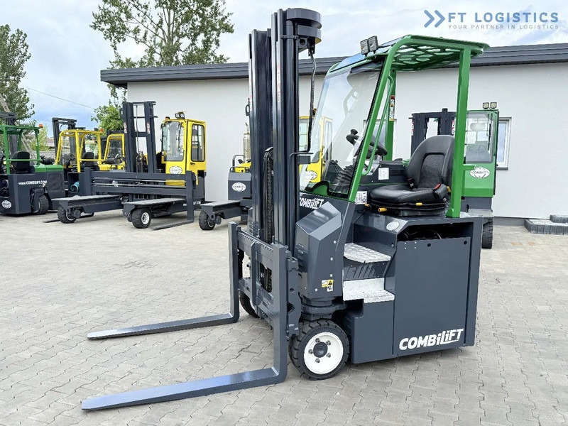 Combilift Combilift CBE2500 / TRIPLEX / 5500MM / FREE LIFT / ELECTRIC DRIVE / ONLY 2300 MTH / FORK POSITIONER / SIDE SHIFT / NEW TYRES / L - 4-potni viličar s pomičnim teleskopom: slika 2 Combilift Combilift CBE2500 / TRIPLEX / 5500MM / FREE LIFT / ELECTRIC DRIVE / ONLY 2300 MTH / FORK POSITIONER / SIDE SHIFT / NEW TYRES / L - 4-potni viličar s pomičnim teleskopom: slika 2