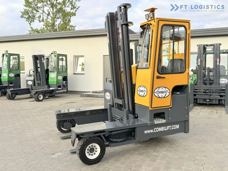 Combilift Combilift FOUR-WAY – MULTI-DIRECTIONAL FORKLIFT / COMBILIFT C4000 / DIESEL / DUPLEX 4100MM / FORK POSITIONER / FULL HEATED CABIN - 4-potni viličar s pomičnim teleskopom: slika 2 Combilift Combilift FOUR-WAY – MULTI-DIRECTIONAL FORKLIFT / COMBILIFT C4000 / DIESEL / DUPLEX 4100MM / FORK POSITIONER / FULL HEATED CABIN - 4-potni viličar s pomičnim teleskopom: slika 2