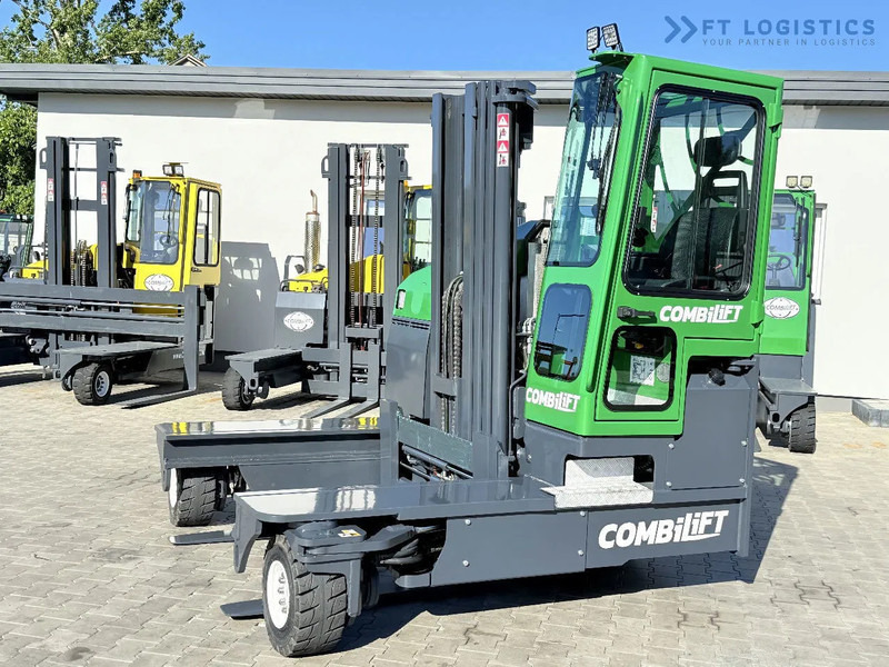 Combilift Combilift FOUR-WAY MULTIDIRECTIONAL FORKLIFT C4500 / DIESEL / TRIPLEX 4900MM / ONLY 4854 HOURS / FORK POSITIONER / FULL CABIN – - 4-potni viličar s pomičnim teleskopom: slika 3 Combilift Combilift FOUR-WAY MULTIDIRECTIONAL FORKLIFT C4500 / DIESEL / TRIPLEX 4900MM / ONLY 4854 HOURS / FORK POSITIONER / FULL CABIN – - 4-potni viličar s pomičnim teleskopom: slika 3