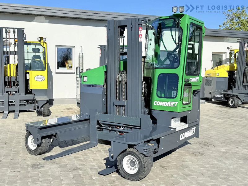 Combilift Combilift FOUR-WAY MULTIDIRECTIONAL FORKLIFT C4500 / DIESEL / TRIPLEX 4900MM / ONLY 4854 HOURS / FORK POSITIONER / FULL CABIN – - 4-potni viličar s pomičnim teleskopom: slika 1 Combilift Combilift FOUR-WAY MULTIDIRECTIONAL FORKLIFT C4500 / DIESEL / TRIPLEX 4900MM / ONLY 4854 HOURS / FORK POSITIONER / FULL CABIN – - 4-potni viličar s pomičnim teleskopom: slika 1