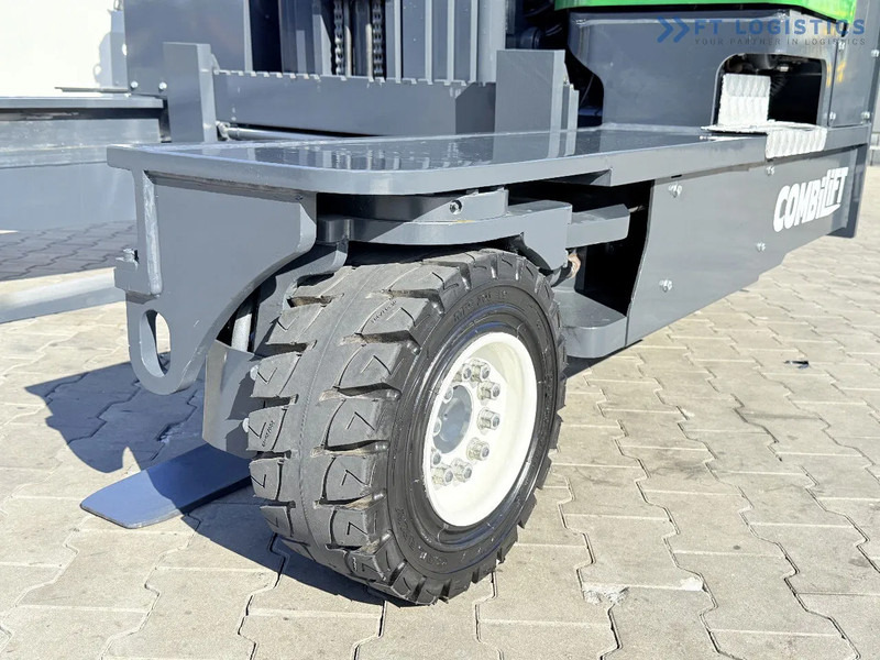 Combilift FOUR-WAY / MULTI-DIRECTIONAL FORKLIFT C4500 / DIESEL / TRIPLEX 4900MM / ONLY 4160 WORKING HOURS / FORK POSITIONER / FULL CABIN W - 4-potni viličar s pomičnim teleskopom: slika 3 Combilift FOUR-WAY / MULTI-DIRECTIONAL FORKLIFT C4500 / DIESEL / TRIPLEX 4900MM / ONLY 4160 WORKING HOURS / FORK POSITIONER / FULL CABIN W - 4-potni viličar s pomičnim teleskopom: slika 3