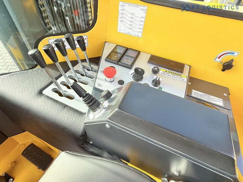 4-potni viličar s pomičnim teleskopom Combilift FOUR-WAY / MULTI-DIRECTIONAL FORKLIFT C5000XL / GAS / TRIPLEX 6000MM / FREE LIFT / FORK POSITIONER / HEATING / EXTENDABLE FORKS: slika 19 4-potni viličar s pomičnim teleskopom Combilift FOUR-WAY / MULTI-DIRECTIONAL FORKLIFT C5000XL / GAS / TRIPLEX 6000MM / FREE LIFT / FORK POSITIONER / HEATING / EXTENDABLE FORKS: slika 19