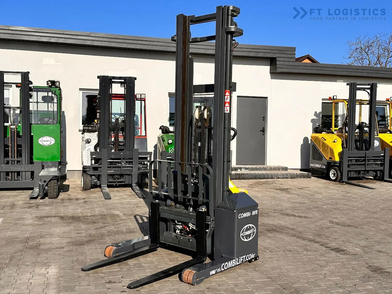 Combilift WR-4 / DUPLEX / 4.5M / 2017 / ONLY 30 MTH / LIKE NEW / 1500KG - Stroj za zlaganje: slika 4 Combilift WR-4 / DUPLEX / 4.5M / 2017 / ONLY 30 MTH / LIKE NEW / 1500KG - Stroj za zlaganje: slika 4