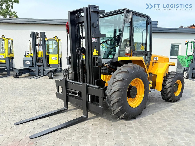 JCB 940 / DIESEL / TRIPLEX 4500MM / FORK POSITIONER / SIDE SHIFT / 4T / NEW TYRES / LIKE NEW 940 / DIESEL / TRIPLEX 4500MM / FORK PO - Terenski viličar: slika 1 JCB 940 / DIESEL / TRIPLEX 4500MM / FORK POSITIONER / SIDE SHIFT / 4T / NEW TYRES / LIKE NEW 940 / DIESEL / TRIPLEX 4500MM / FORK PO - Terenski viličar: slika 1