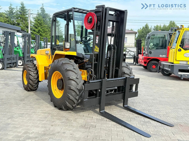 JCB 940 / DIESEL / TRIPLEX 4500MM / FORK POSITIONER / SIDE SHIFT / 4T / NEW TYRES / LIKE NEW 940 / DIESEL / TRIPLEX 4500MM / FORK PO - Terenski viličar: slika 5 JCB 940 / DIESEL / TRIPLEX 4500MM / FORK POSITIONER / SIDE SHIFT / 4T / NEW TYRES / LIKE NEW 940 / DIESEL / TRIPLEX 4500MM / FORK PO - Terenski viličar: slika 5